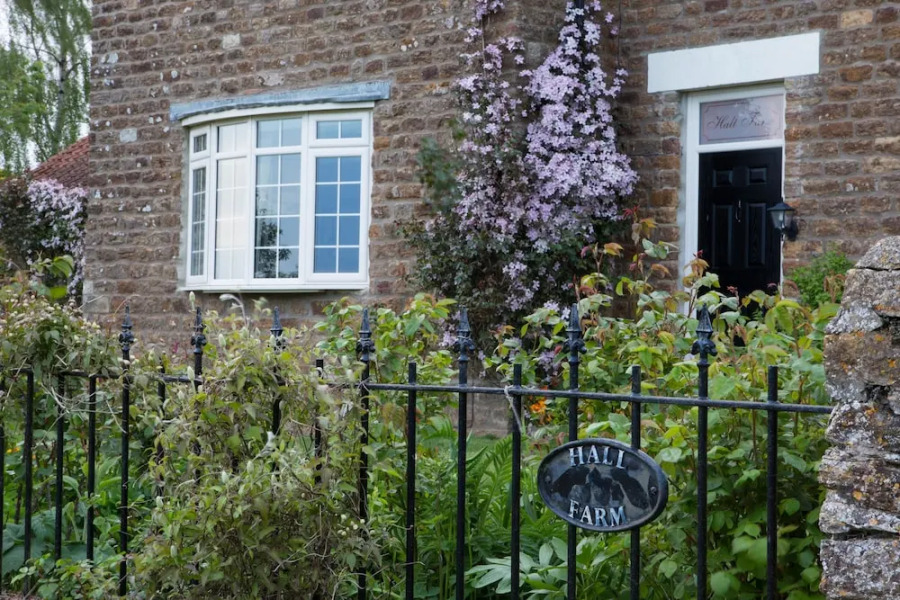 Hall Farm Bed & Breakfast