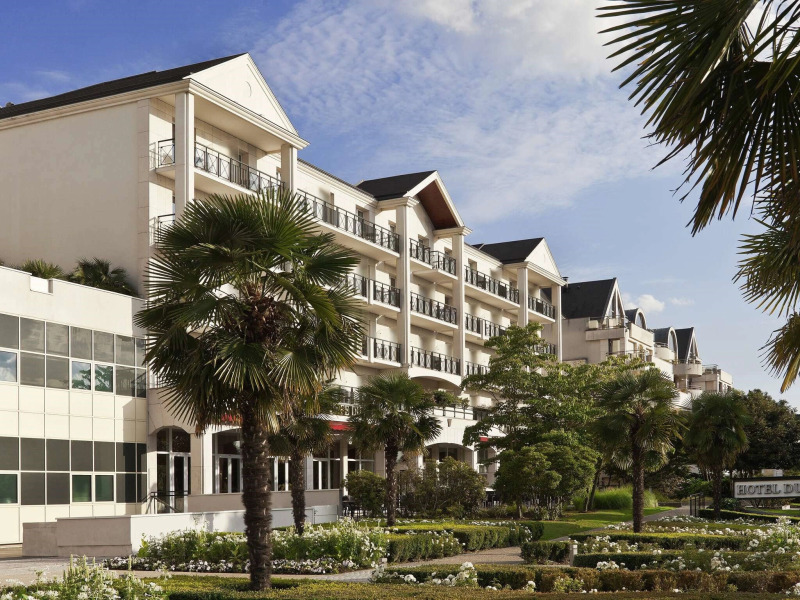 Hôtel du Lac dEnghien les Bains