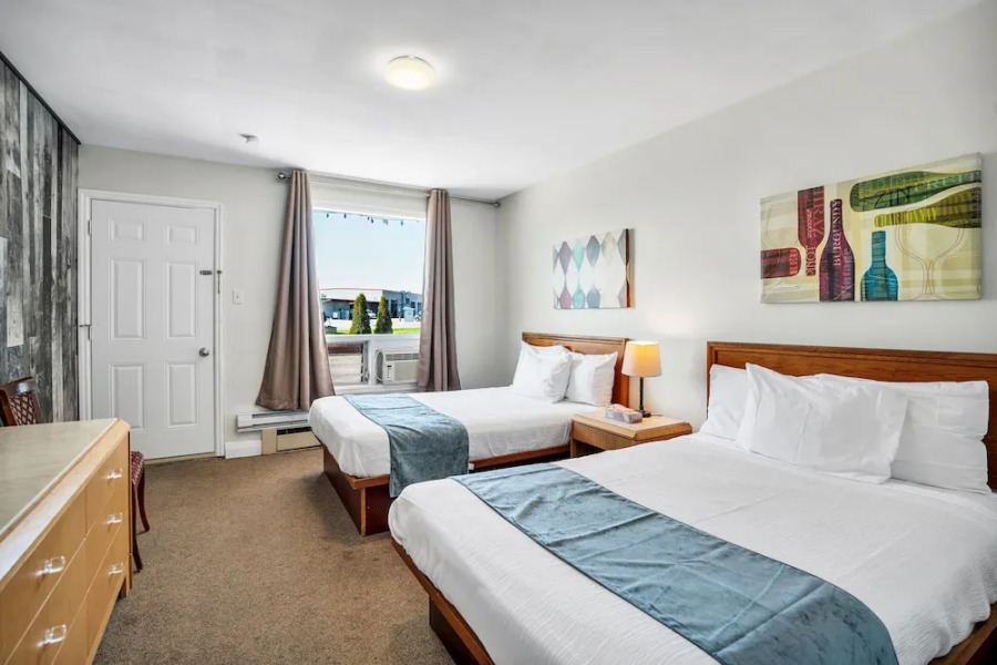 Hotel Port Colborne ON