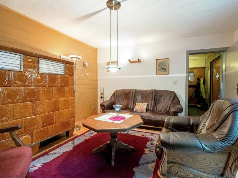 Classy Holiday Home With Terrace, Garden, Barbecue, Heating