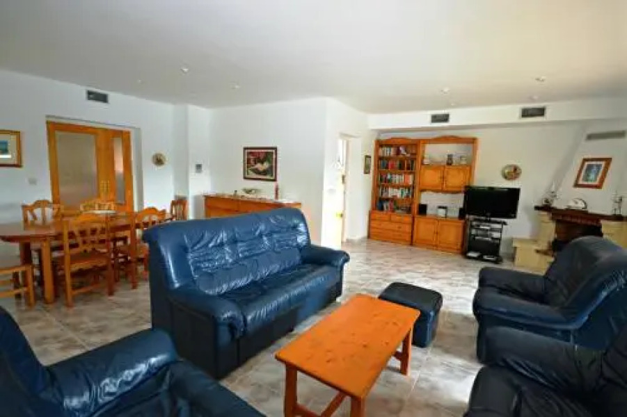 Beautiful villa with pool. Nautic 1