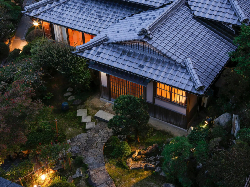 Kotohira Kadan