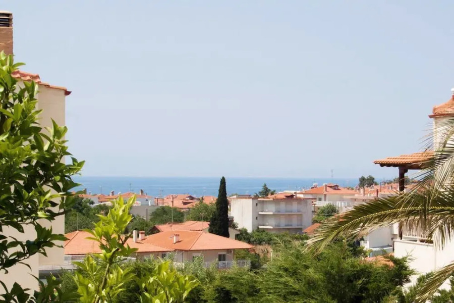 Amazing Villa with a large yard