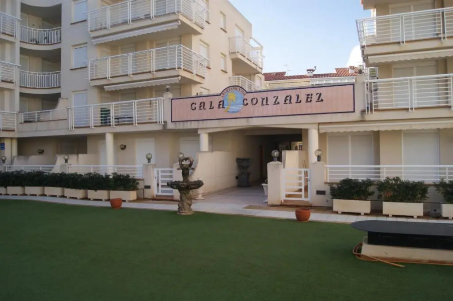 Apartamentos Marineu Cala Gonzalez