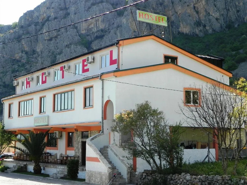 Hostel Izvor