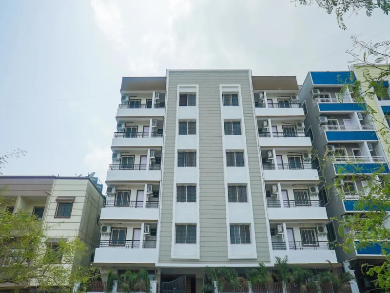 OYO 12383  Hotel Twin Towers 1