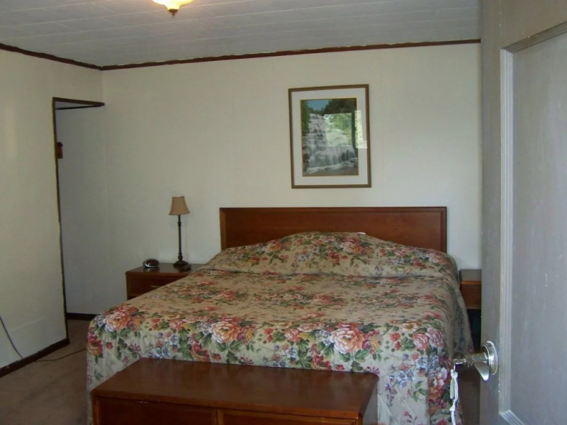 Finger Lakes Waterfall Resort