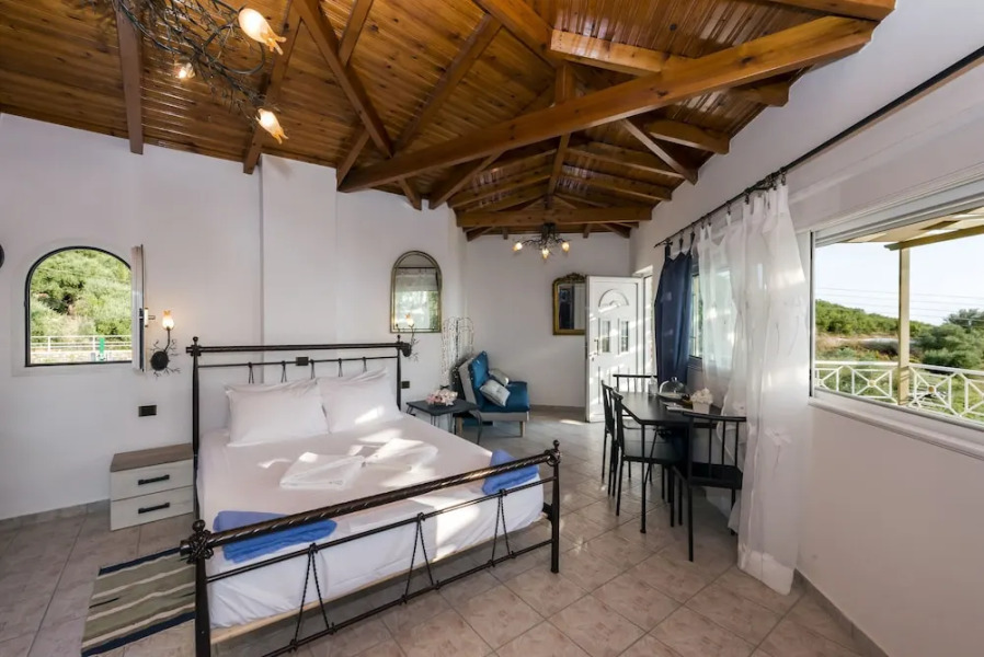 Seaview Splendor at Eros Loft with Infinity Pool