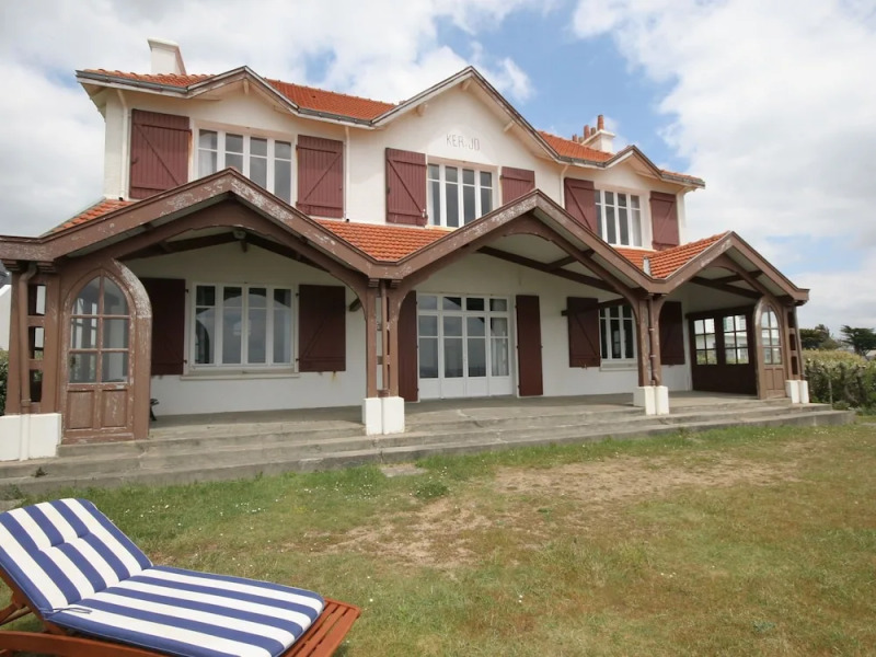 Impressive Villa With Sea View in Clohars-carnoët
