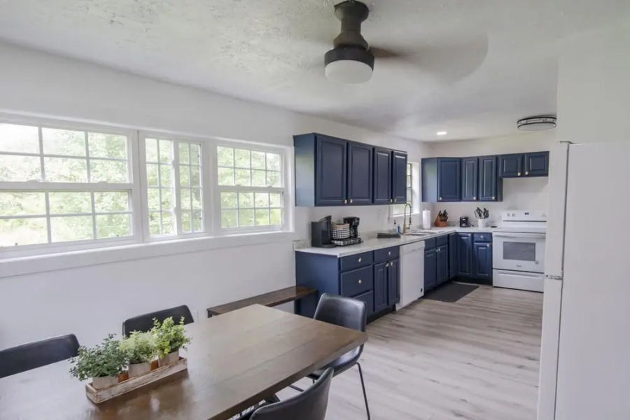 Shea s Chalet - Cozy Home in Monteagle TN