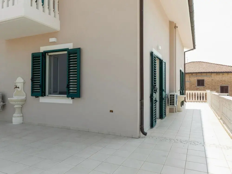 Belvilla by OYO Villa Intera 12 Pax