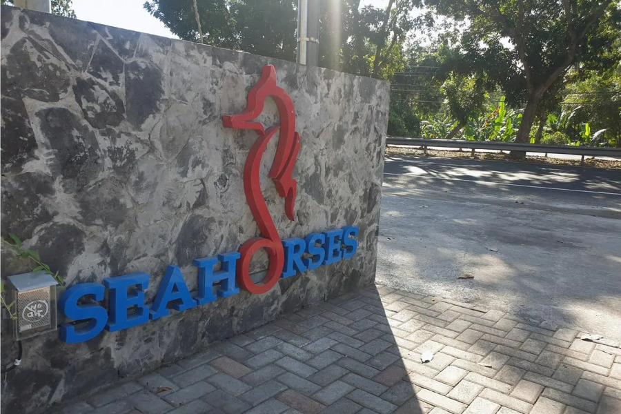 Capital O 3947 Akarsa Seahorses