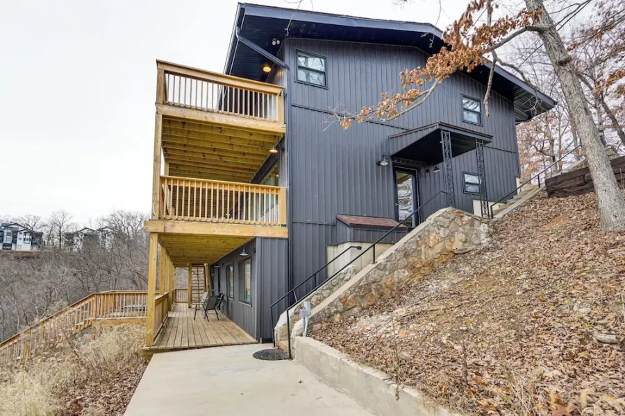 Boat Dock: Waterfront Lake of the Ozarks Home