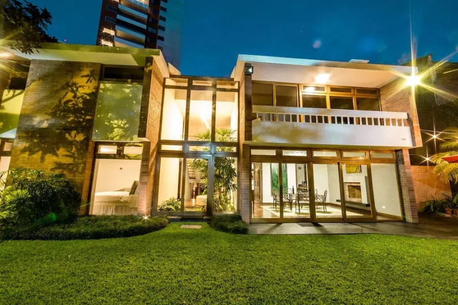 La Casa - Luxury Boutique Hotel