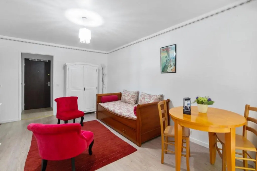 Charming studio w balcony near Roches Noires beach in Trouville - Welkeys