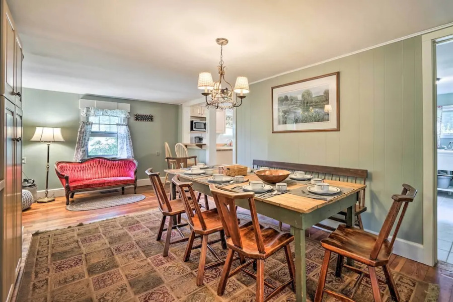 Londonderry Retreat ~ 3 Mi to Lowell Lake!