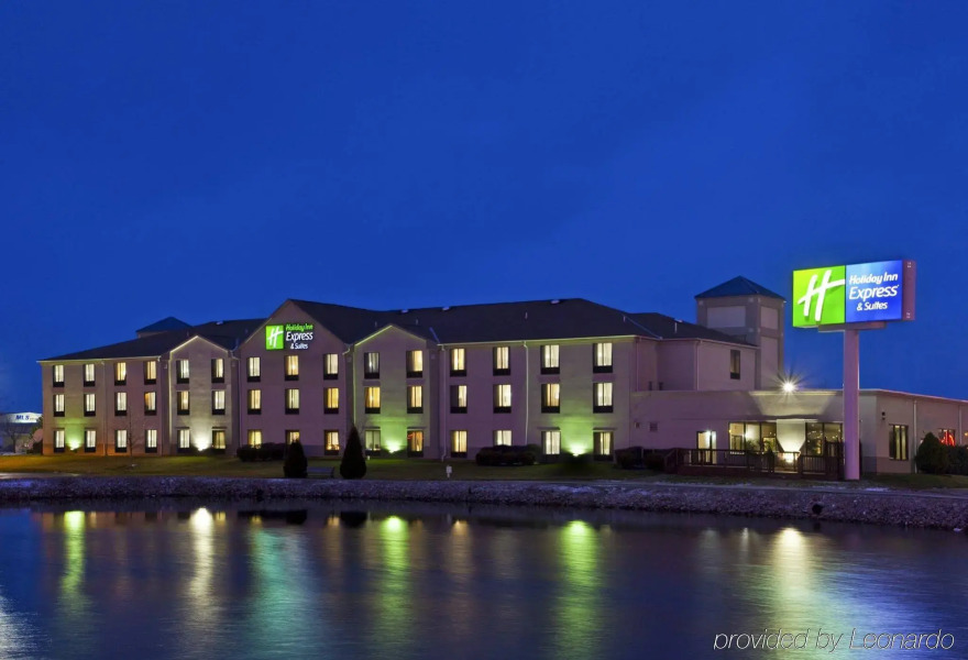 Holiday Inn Express Hotel & Suites FINDLAY