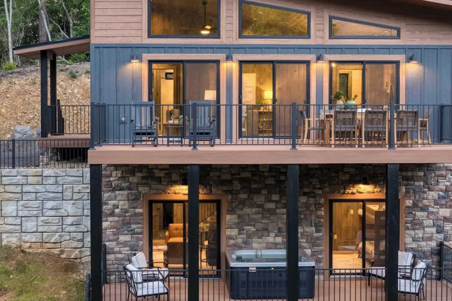 Luxe Cabin w/ Hot Tub, Views & Game Room Sleeps 10 Do Good Holler by Avantstay