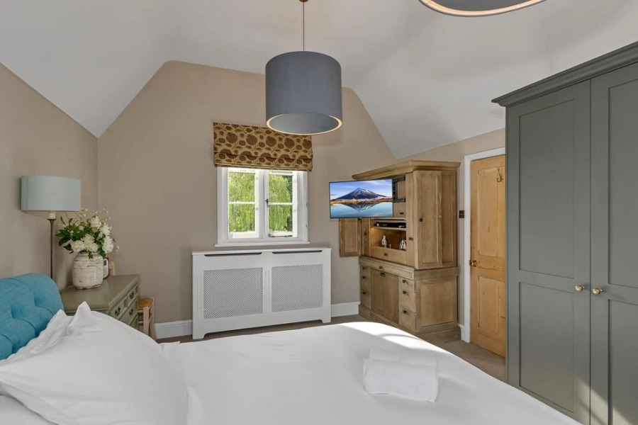 The School House - Luxury Home With Large Garden