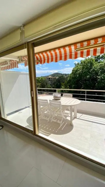 Charming studio with POOL in Saint-Tropez