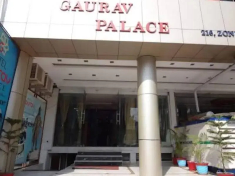 OYO 24646 Hotel Gaurav Palace
