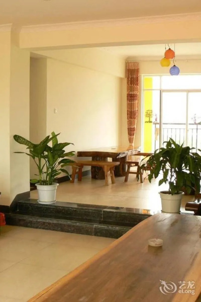 Xishuangbanna Xiaojuan Inn Jiariwan