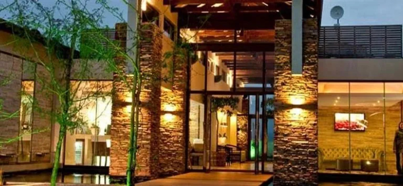 Boulevard 44 Boutique