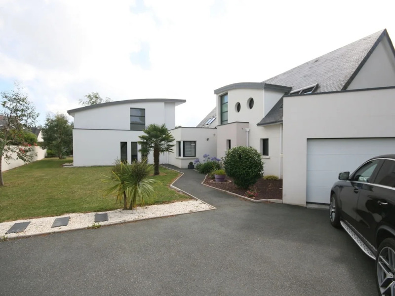 Modern Villa With Private Heated Pool, Located 2 km From the Sandy Beach