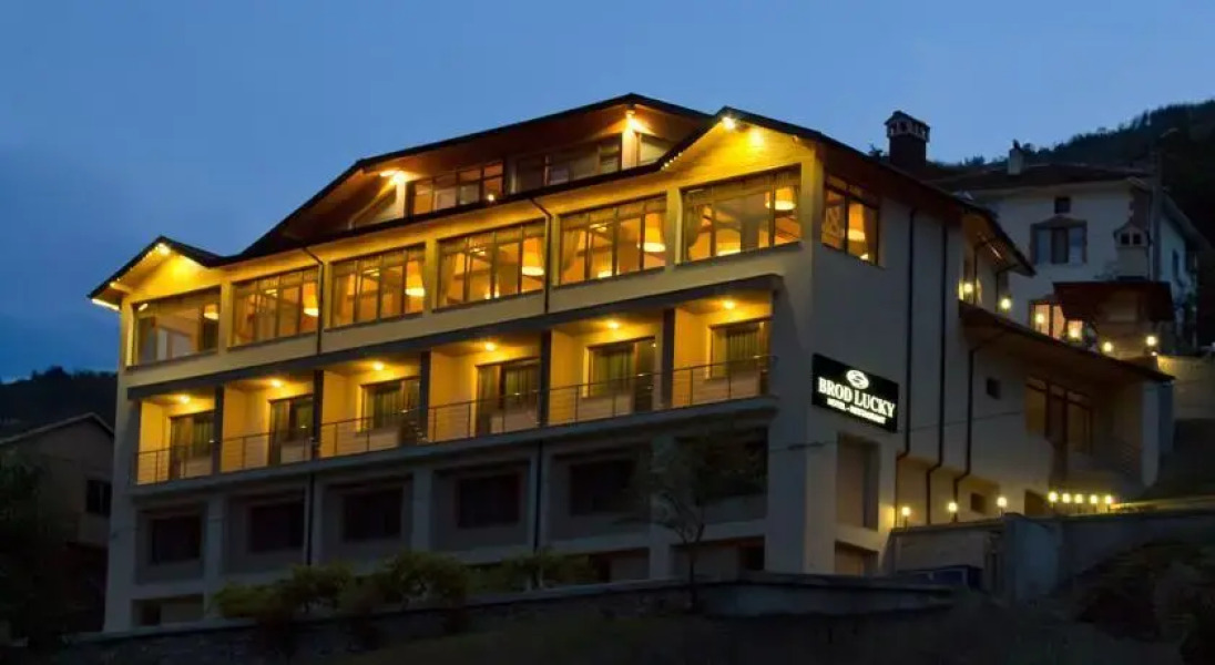 Hotel Brod Lucky