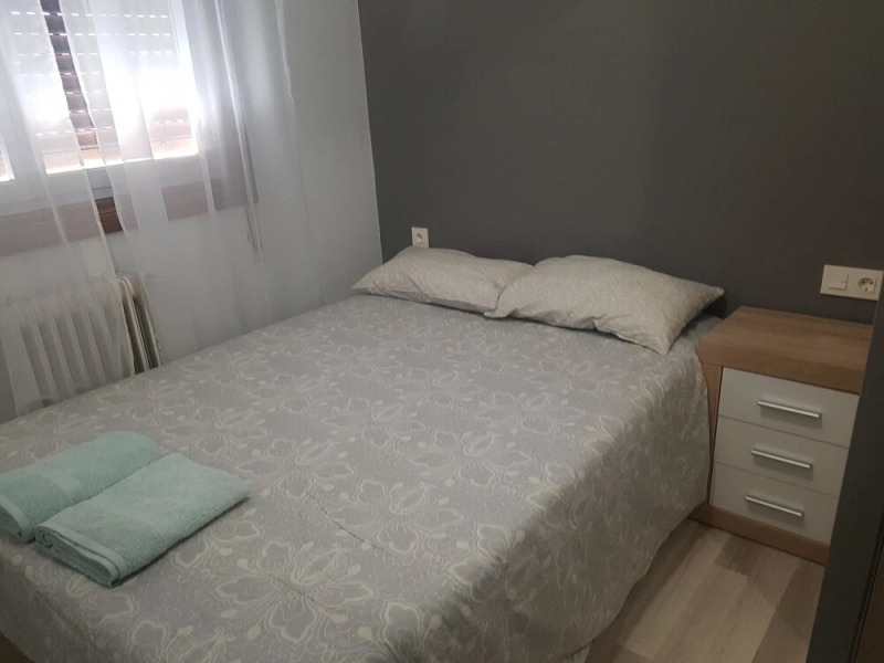 Apartment With 4 Bedrooms in Pamplona, With Terrace