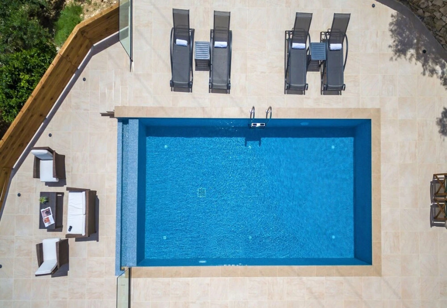 Villa Marathonisi 500 mt From sea