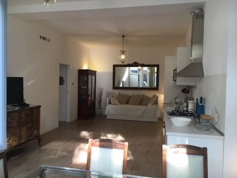 Elegant Flat 15 min From the Center of Milan