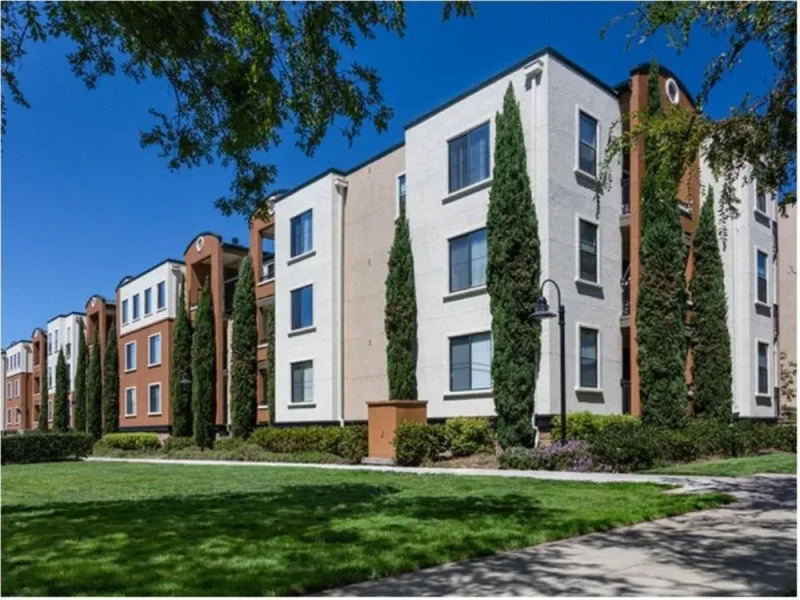 Global Luxury Suites Bridgepoint Circle