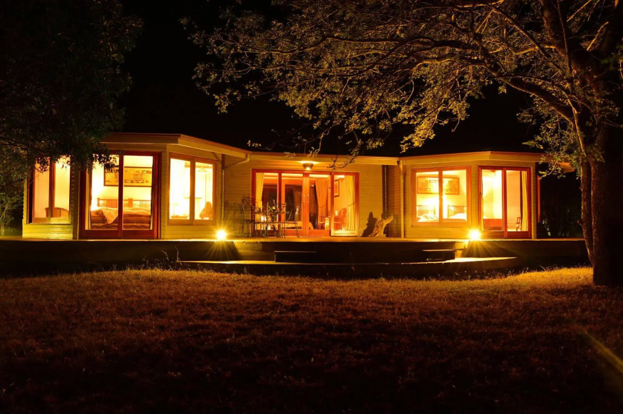 Bushwillow Collection