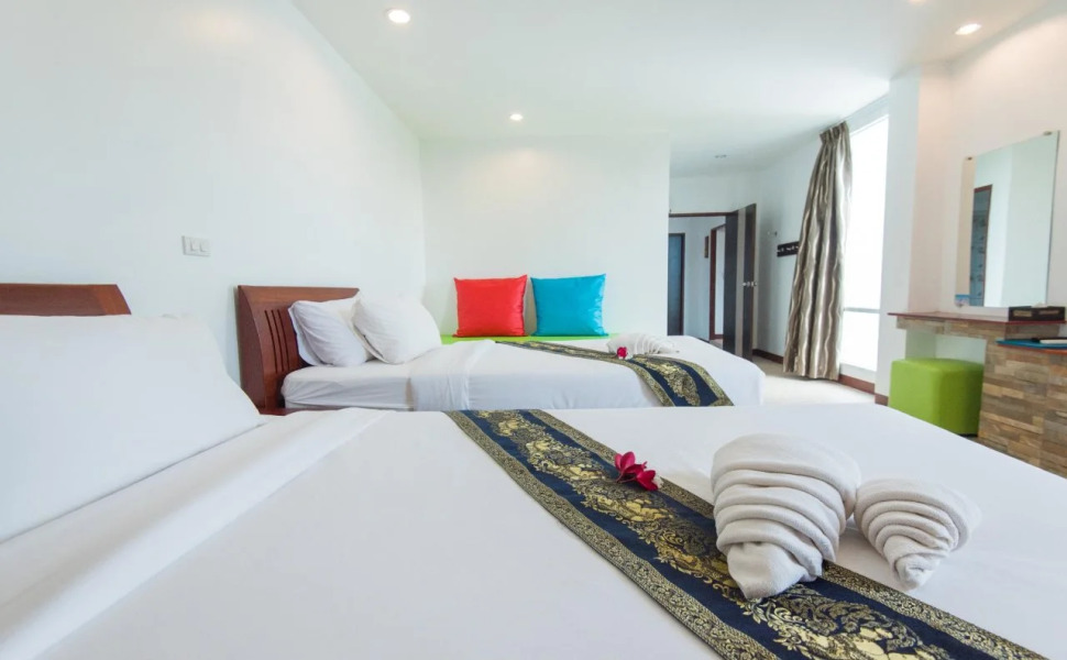 Rattana Pura Beach Resort