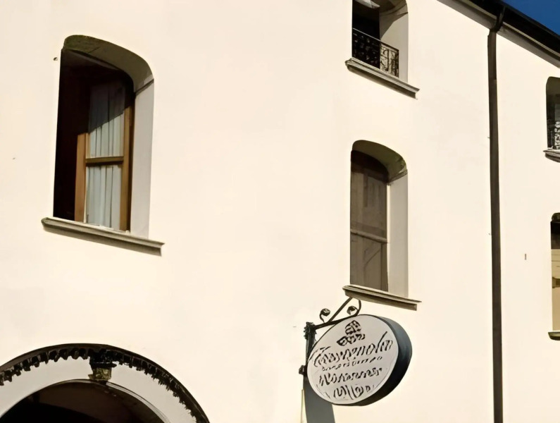 Tavernola - Locanda Di Campagna