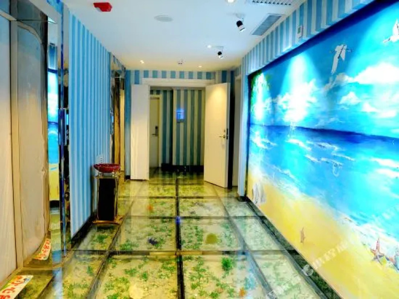 Jinshatan Business Theme Hotel