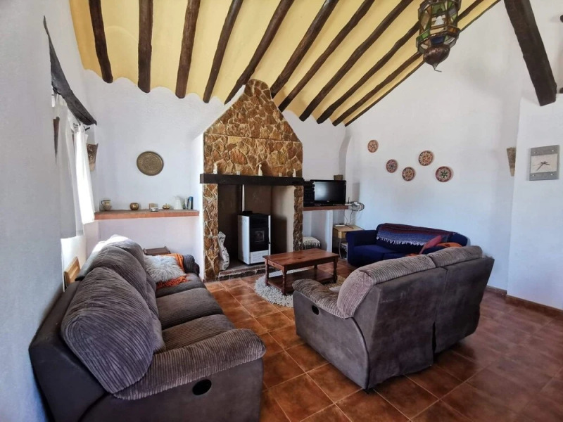 Casita Adela a Captivating 2-bed House in Huescar