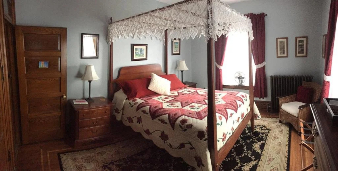 Walnut Lawn Bed and Breakfast