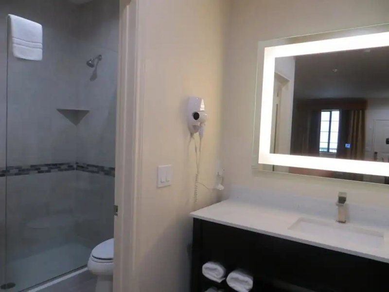 Scottish Inns & Suites Fry Road