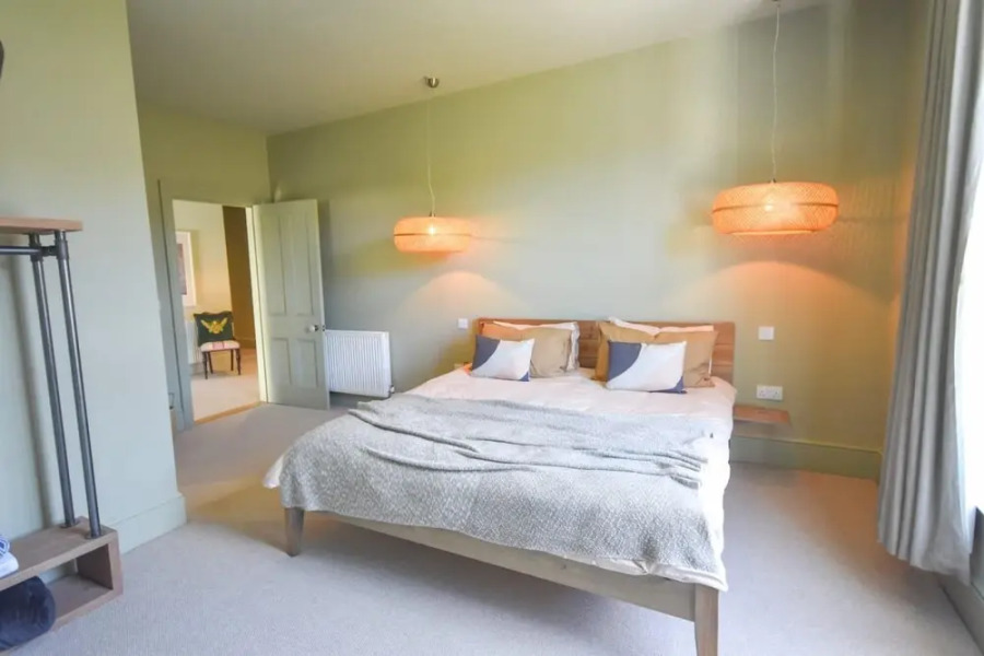 Blenheim House an Immaculate sea side home for 12 guests, plus swimming pool.