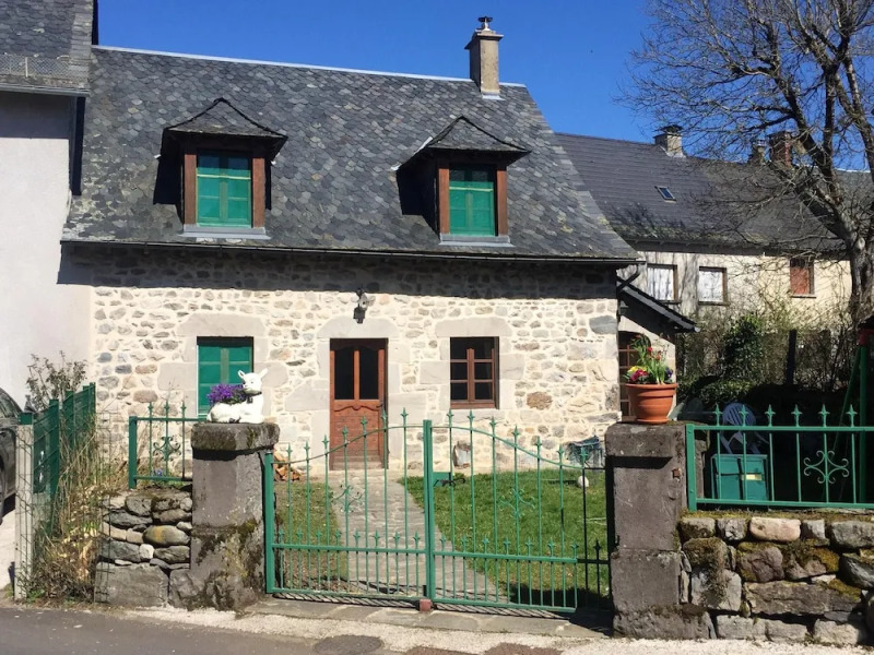 House With 2 Bedrooms in Lanobre, With Enclosed Garden