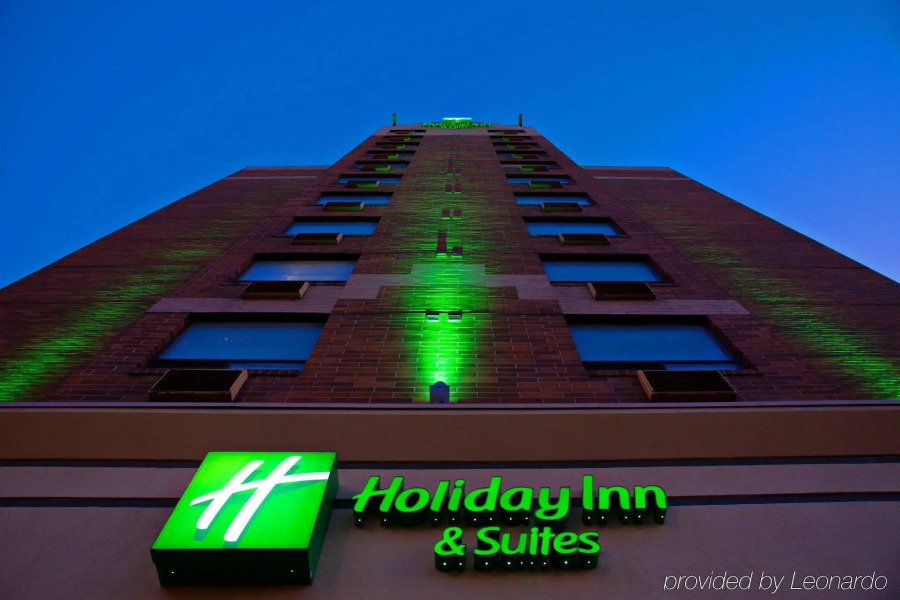 Holiday Inn & Suites Winnipeg Downtown by IHG