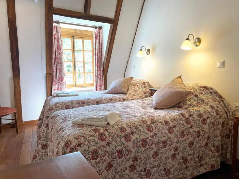 Gîte Hérisson, 6 pièces, 12 personnes - FR-1-489-335