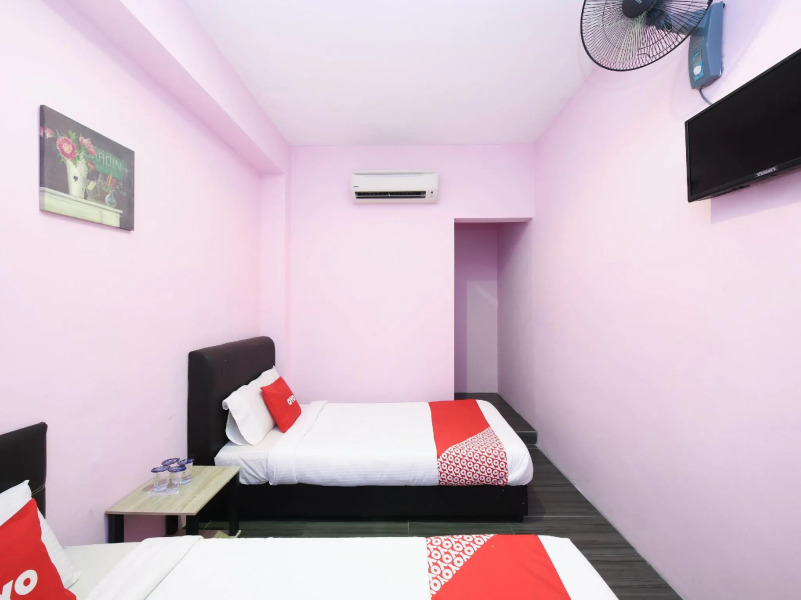 OYO 1125 IR Inn Hotel