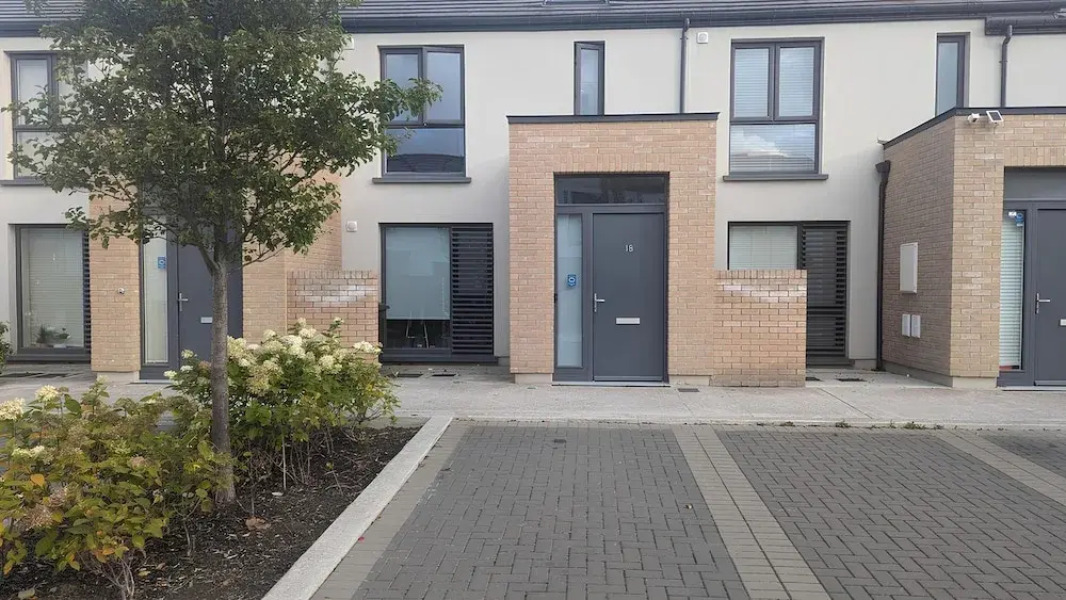 Private Rooms in a Peaceful Neighborhood