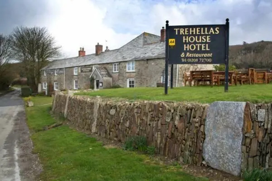 Trehellas House Hotel and Courthouse Restaurant