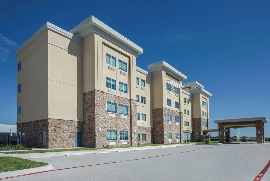 La Quinta Inn & Suites by Wyndham Kingsville
