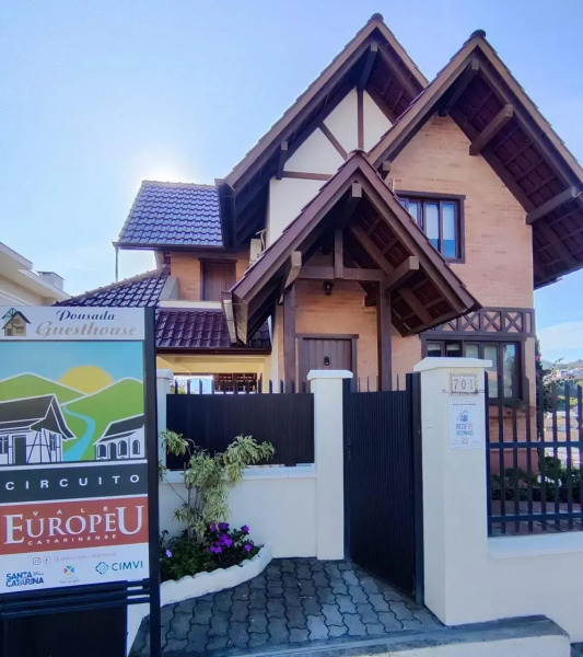 Mara e Ricardo Guesthouse