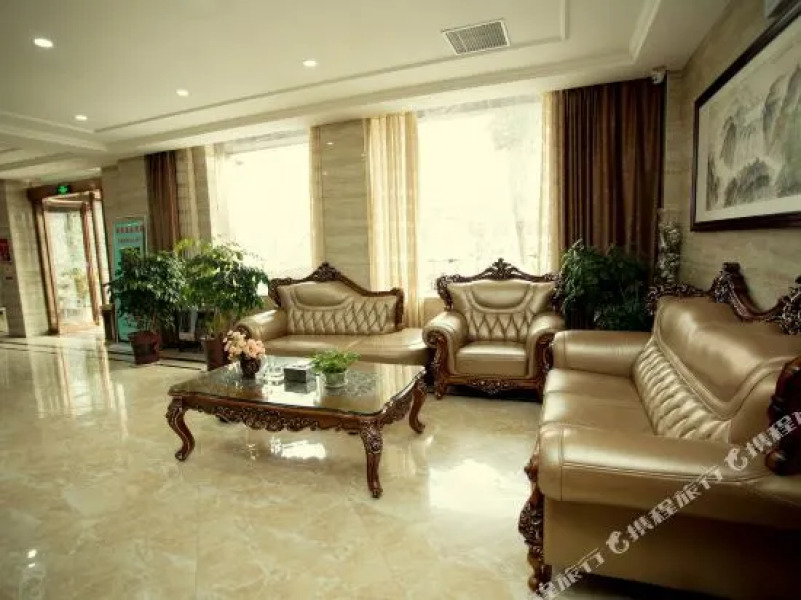 Shunjing Hot Spring Hotel